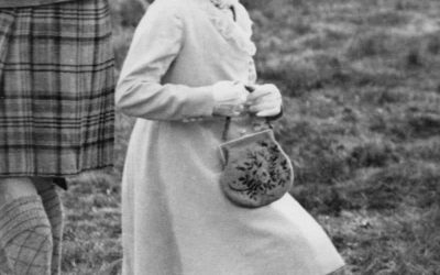 Alasan Tas Wanita Elizabeth Hanya Satu Model