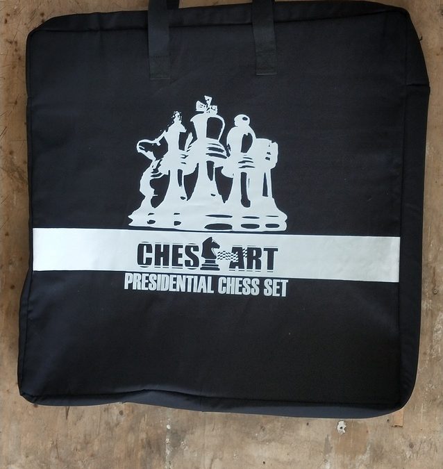 Tas kanvas tempat catur