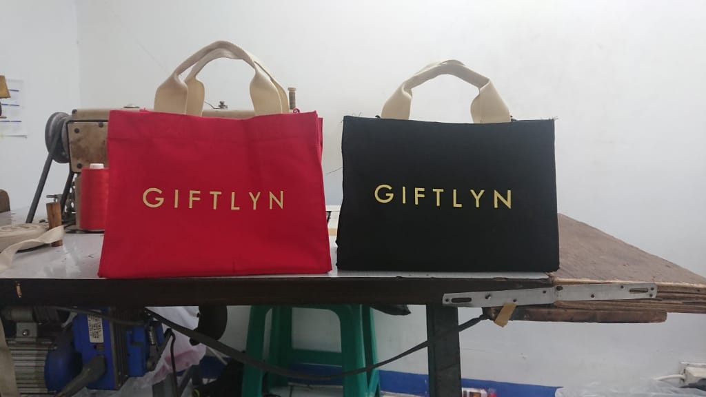 Reportase produksi tas tote bag wanita dari Ibu feny jakarta